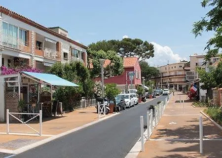Studio 27 M2 Renove En Demi Sous Sol A 800m Des Plages * Les Lecques